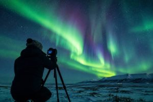 Photo d&rsquo;aurore boréale : réglages et matériel pour réussir vos clichés